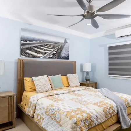 Peli Luxe Suite