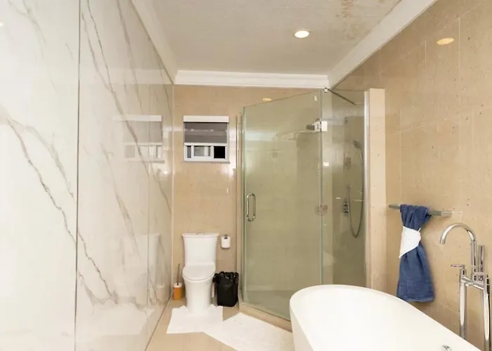 Pensión Peli Luxe